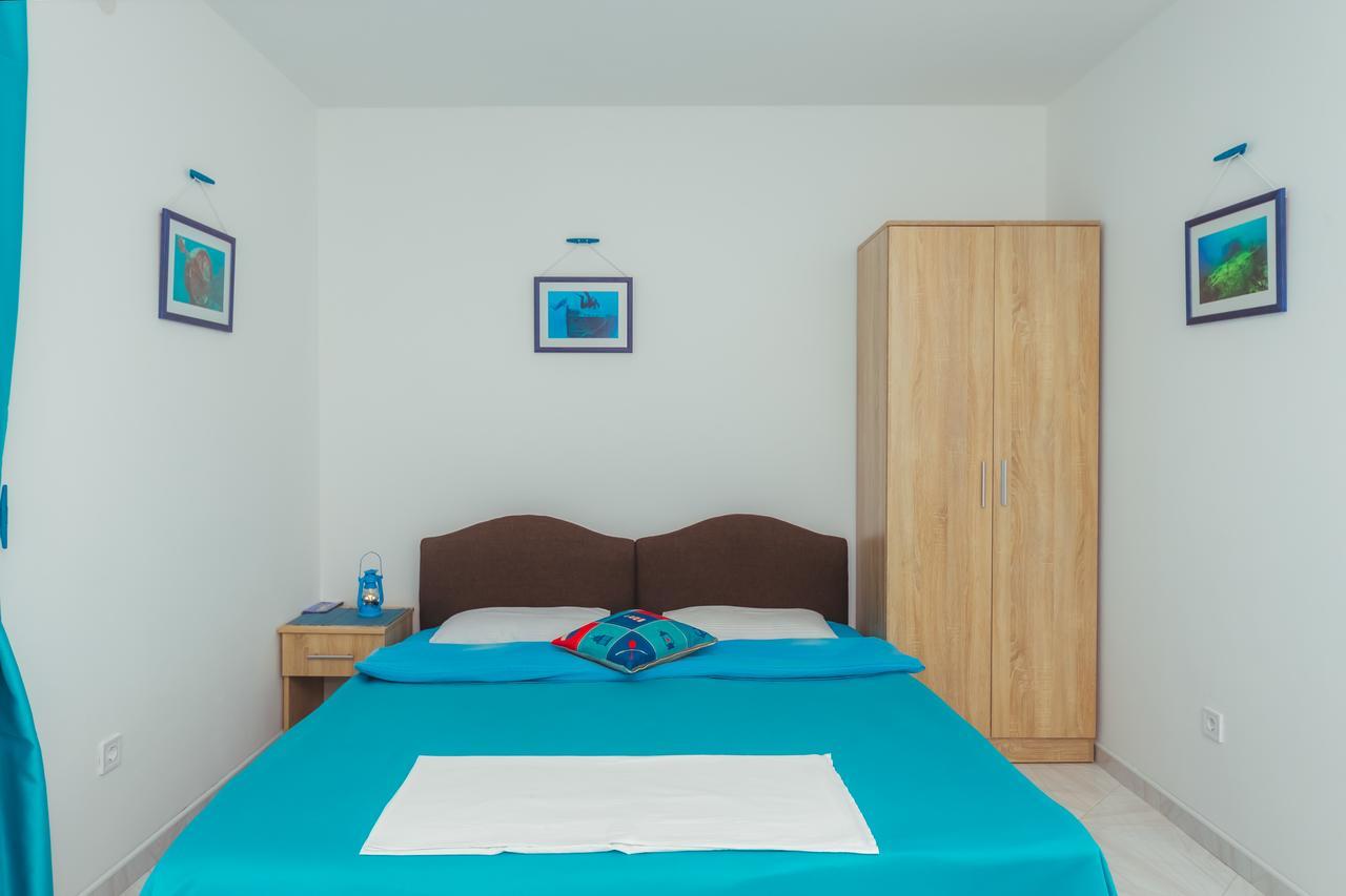 Apartments Suster バール エクステリア 写真