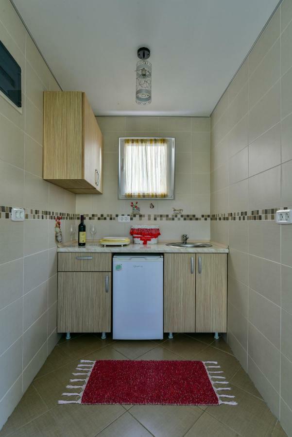 Apartments Suster バール エクステリア 写真